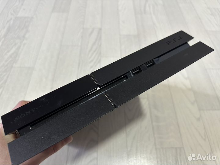 Sony PlayStation 4 fat прошитая 9.00 + игры