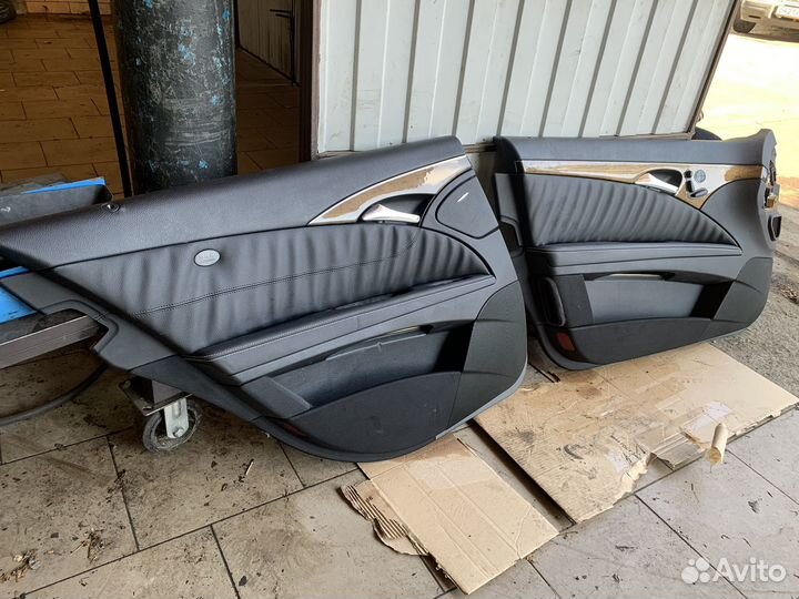 Дверные карты на mercedes w211