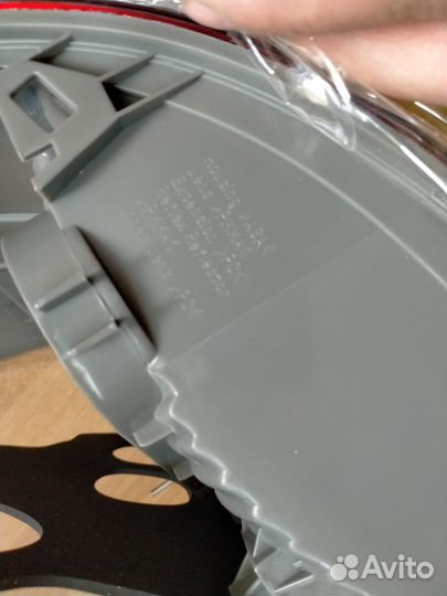 Фонарь левый.правый. тойота хайлендер 2