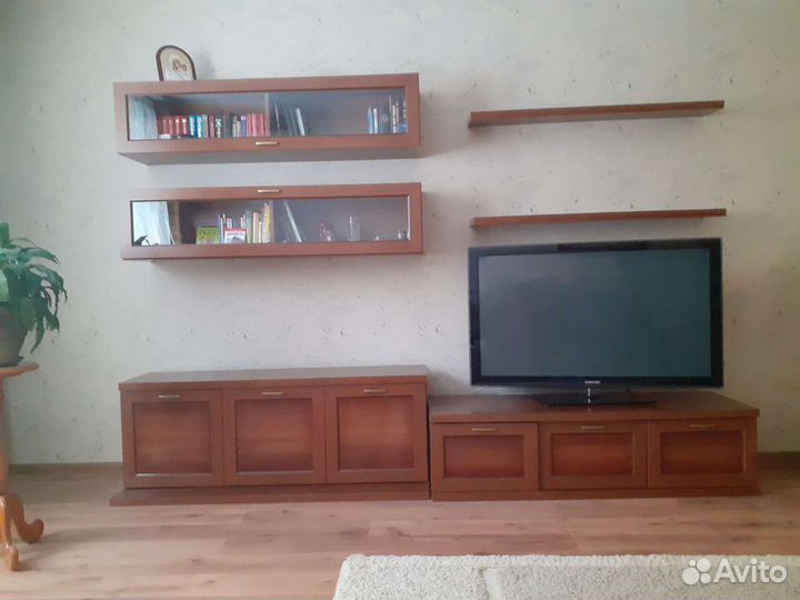 Модульная стенка в гостинную бу