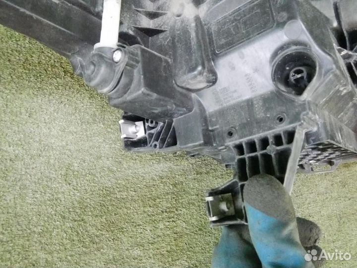 Фара левая Infiniti QX50