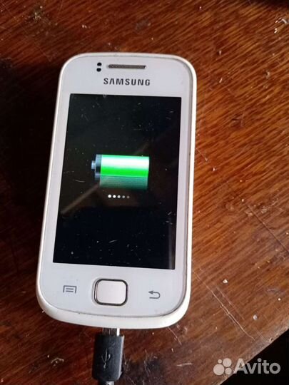 Samsung Galaxy Gio GT-S5660