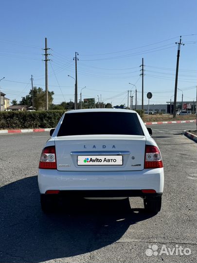 LADA Priora 1.6 МТ, 2014, 200 000 км