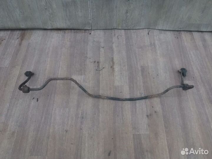 Стабилизатор задний Subaru Legacy B11 1996