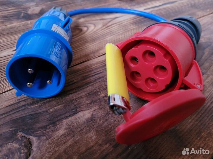 Переходник для зарядного устройства электромобиля