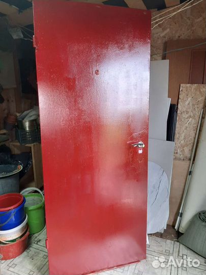 Дверь входная металлическая