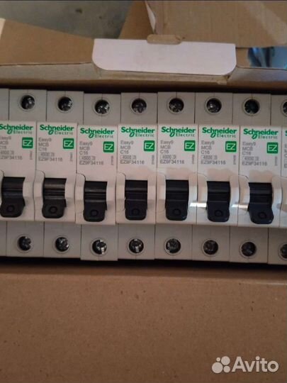 Shneider electric ng125n, easy9, acti9
