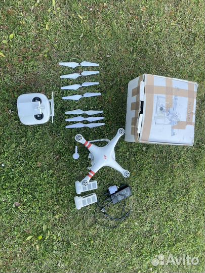 Квадрокоптер DJI Phantom 3 pro