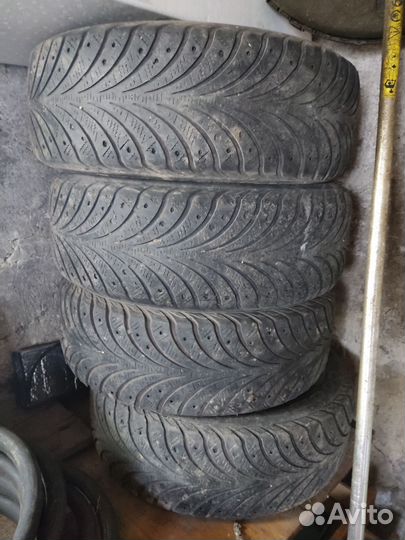 Goodyear UltraGrip Extreme 205/60 R16