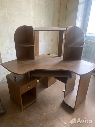 Угловой компьютерный стол бу