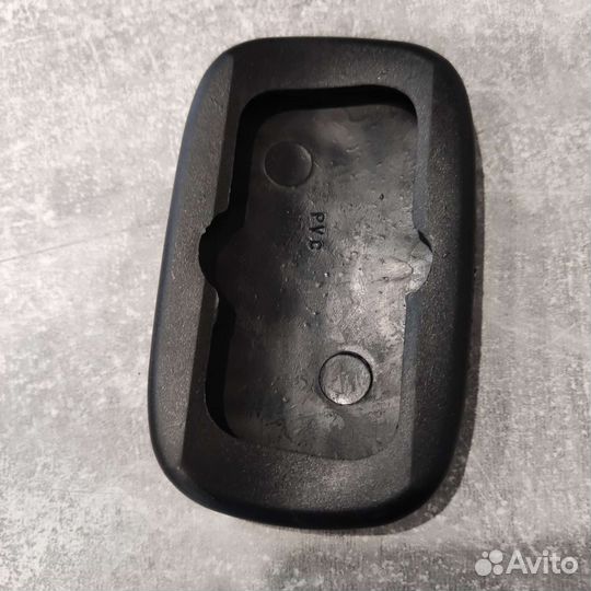 Накладка на педаль газа на Ниссан нотте