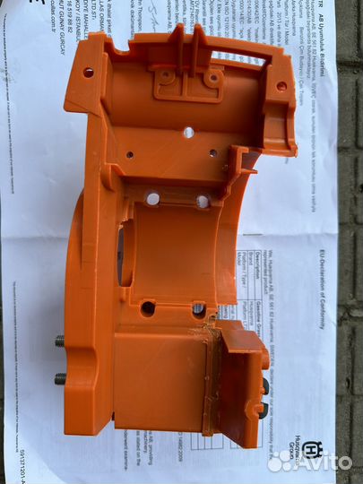 Корпус картер Husqvarna 137 142 китай