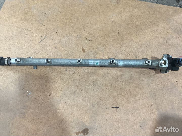 Топливная рампа Mercedes 2.7cdi om612