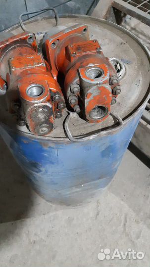 Гидромоторы поворота экскаватора эо3323