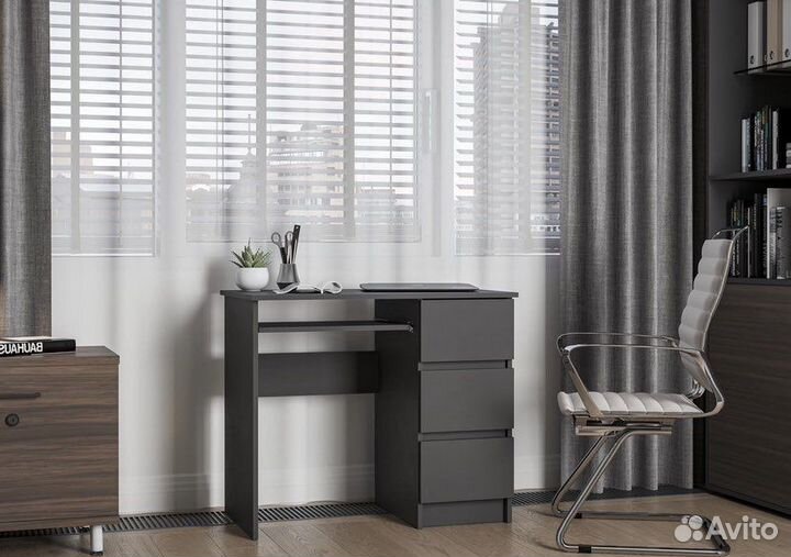 Стол письменный белый