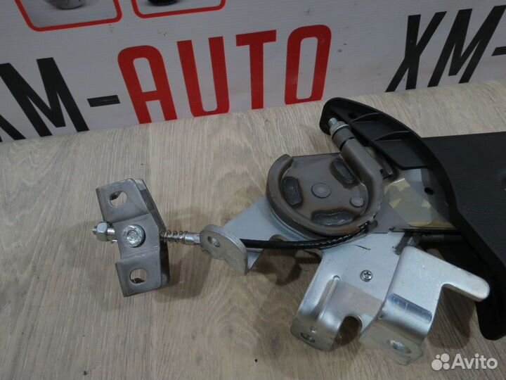 Рычаг стояночного тормоза ручник Kia Rio 3