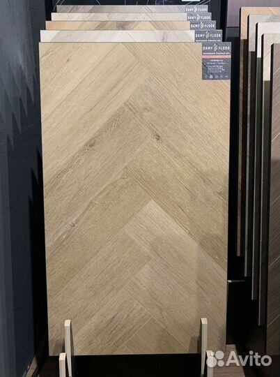 Напольные покрытия. Ламинат. Широкий ассортимент