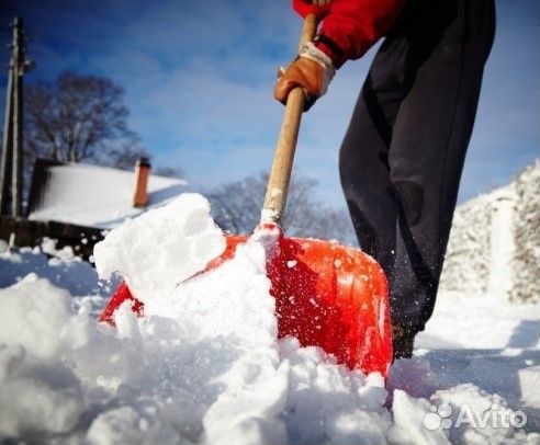 Уборка снега на участке от 400р