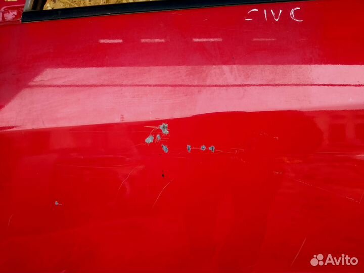 Дверь передняя левая Honda Civic 5D