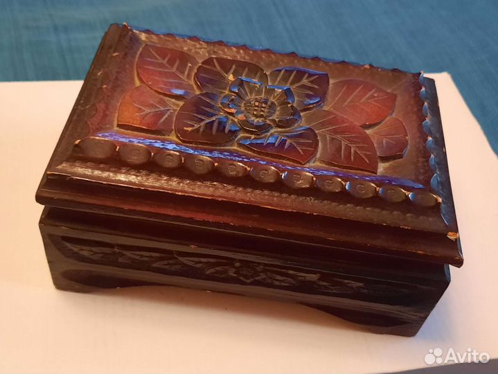 Деревянные шкатулки для украшений