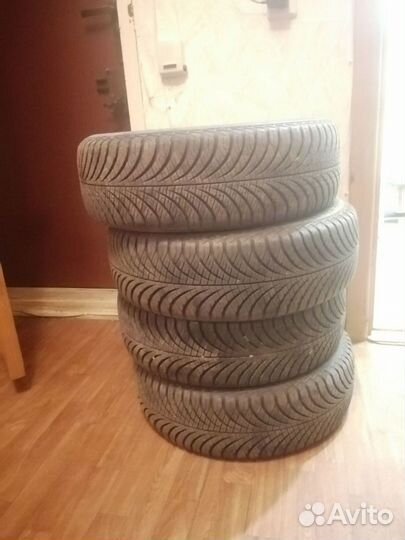 Goodyear Vector 4Seasons Gen-2 175/65 R14 82