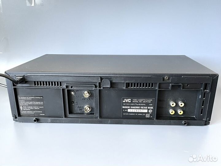 Видеомагнитофон jvc