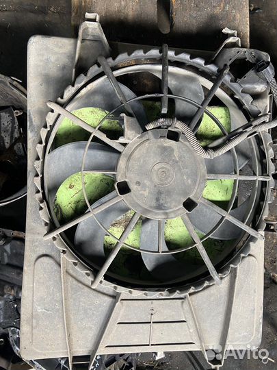 Вентялтор охлаждения Hyundai Elantra 4 HD 1.6 G4FC