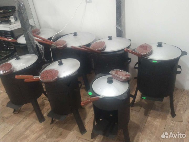 Казан чугунный с печкой новые