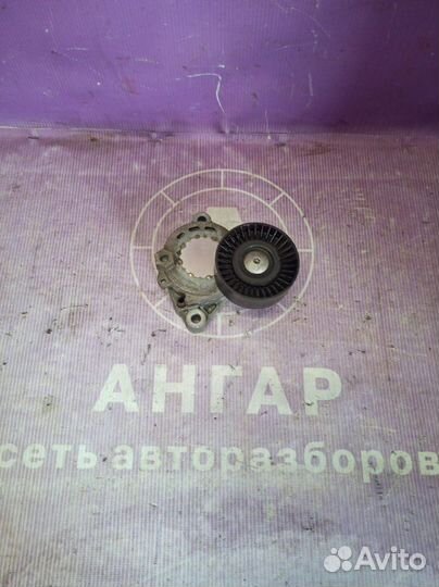 Ролик натяжной навесного оборудования Mitsubishi