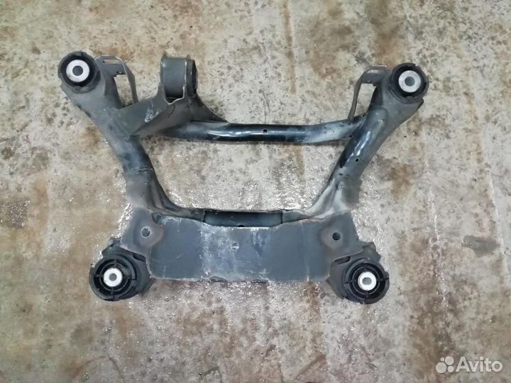 Балка задняя BMW E46