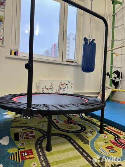 Детский батут с ручкой