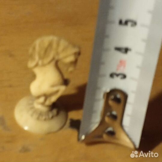 Статуэтка кость