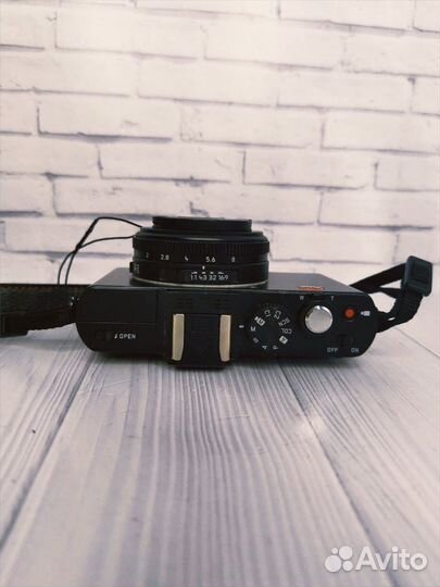 Фотоаппарат Leica