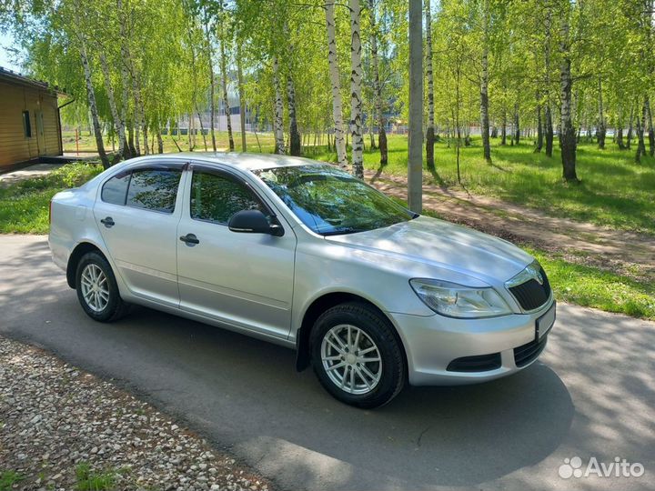 Skoda Octavia 1.6 AT, 2011, 183 000 км