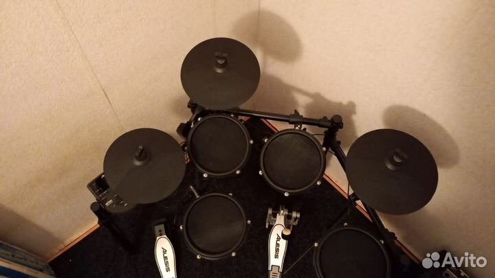 Электронная барабанная установка Alesis Nitro Mesh