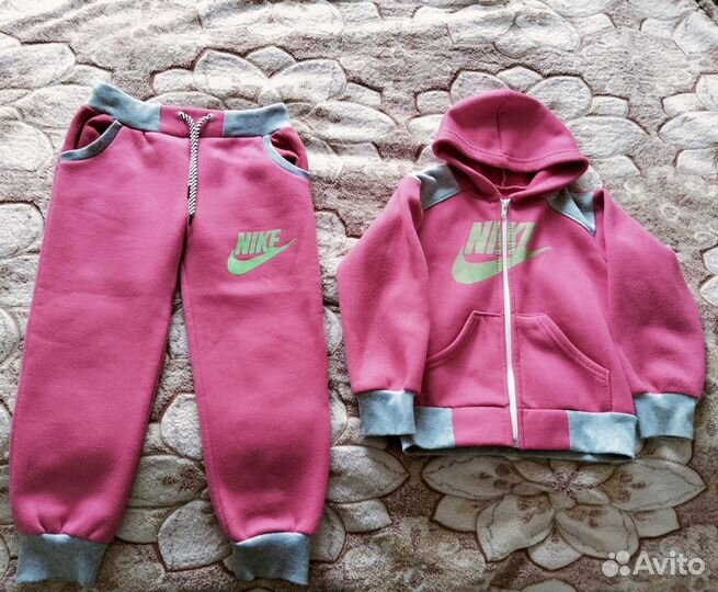 Спортивный костюм Nike