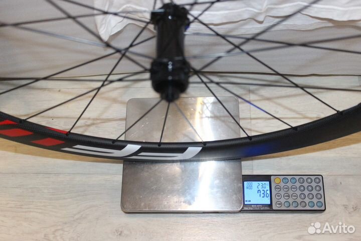 Карбоновый вилсет 700с