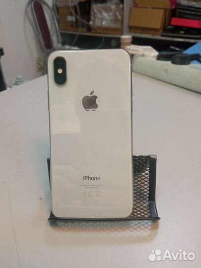 iPhone X, 64 ГБ