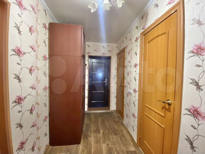 2-к. квартира, 49 м², 8/9 эт.