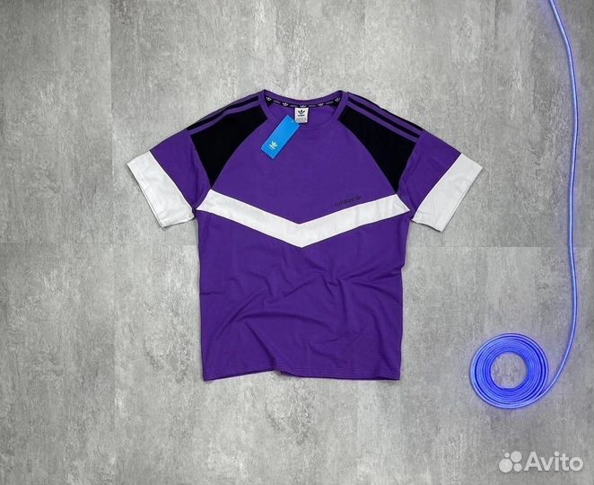 Футболка adidas