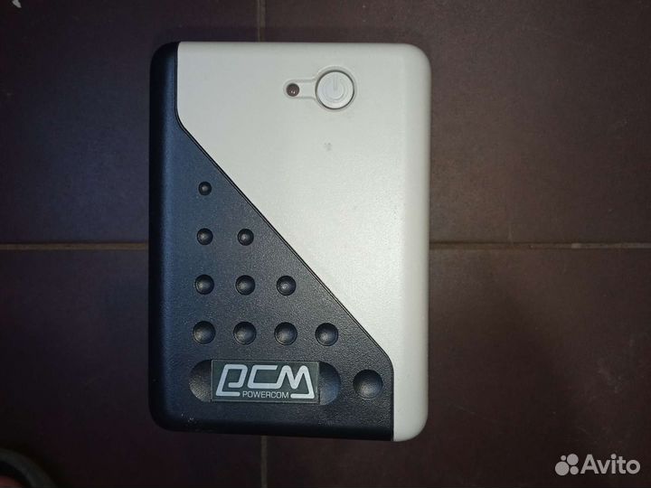 Powercom war-600a