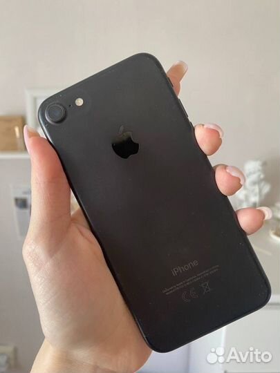 iPhone 7, 32 ГБ