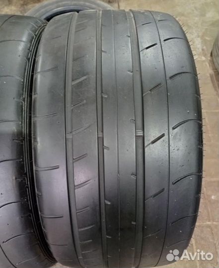 Dunlop SP Sport Maxx GT 255/40 R20 и 285/35 R20 120Y