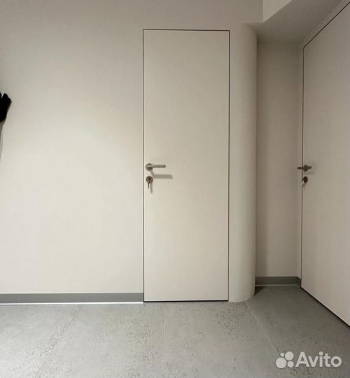 Плинтус алюминиевый 100