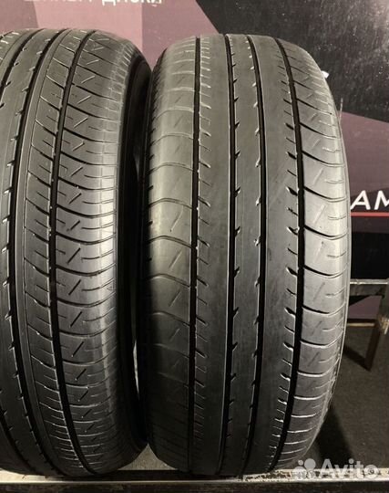 Yokohama BluEarth E70 215/60 R16