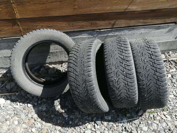Nokian Tyres Hakkapeliitta 8 SUV 2.25/6 R17