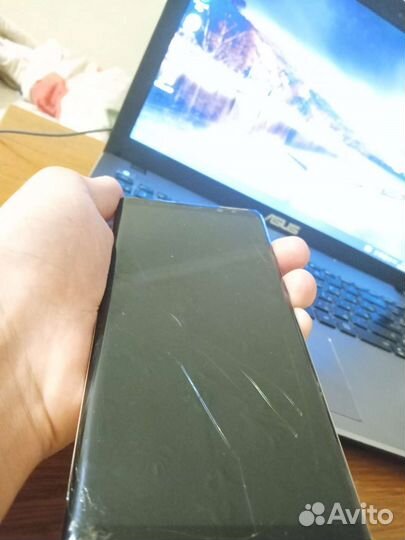 Телефон Galaxy note 8