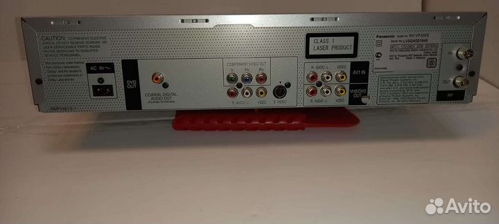 Panasonic NV-VP 33 DVD/CD видеомагнитофон