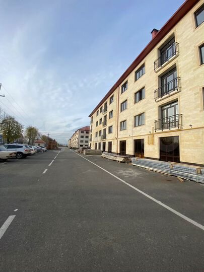 2-к. квартира, 64 м², 2/4 эт.