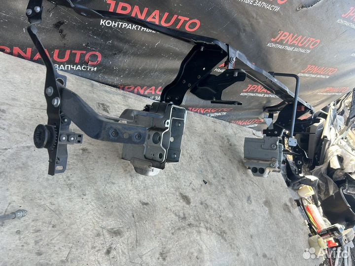 Рамка радиатров Mercedes W204